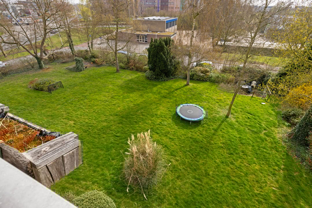 Foto 17 van Carry van Bruggenstraat 38