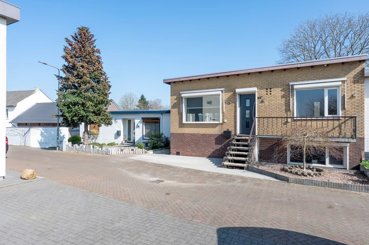 Foto 6 van Dijk 23-A