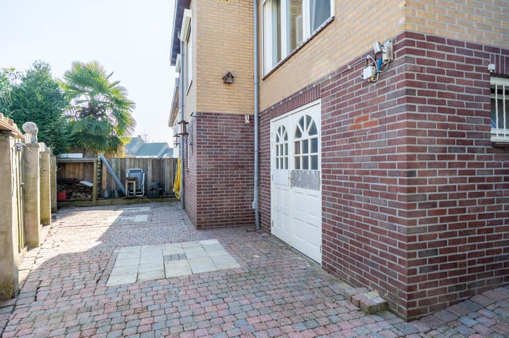 Foto 23 van Dijk 23-A