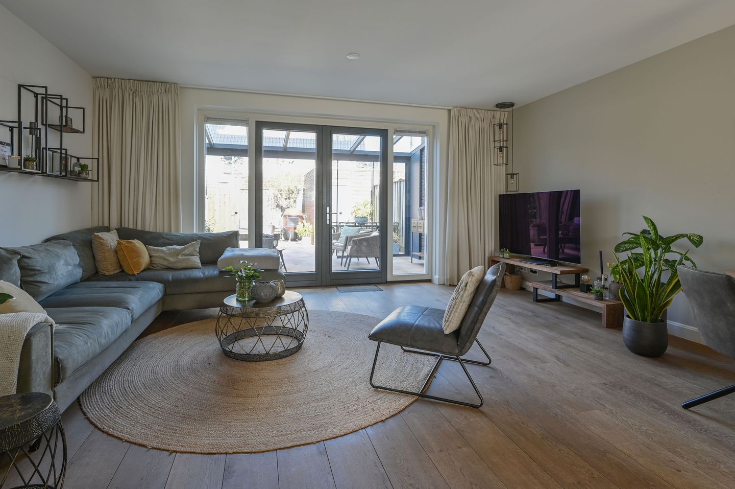 Photo 4 of Van Eijdenplantsoen 45