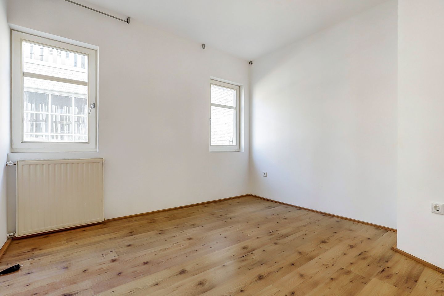 Photo 14 of Hoofdstraat 135