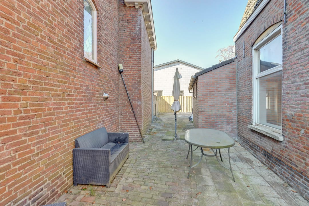 Photo 26 of Hoofdstraat 135