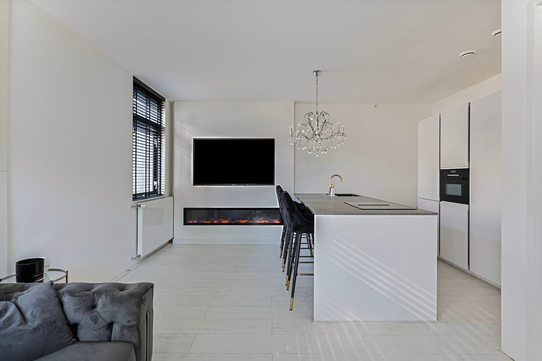 Foto 1 van Burg. Nieuwenhuijzenstraat 4