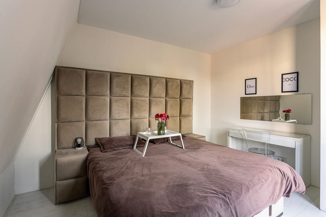 Foto 11 van Burg. Nieuwenhuijzenstraat 4