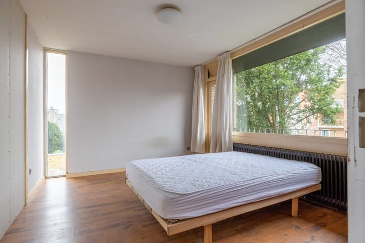 Foto 25 van Witte de Withlaan 4