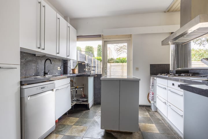 Foto 12 van Witte de Withlaan 4