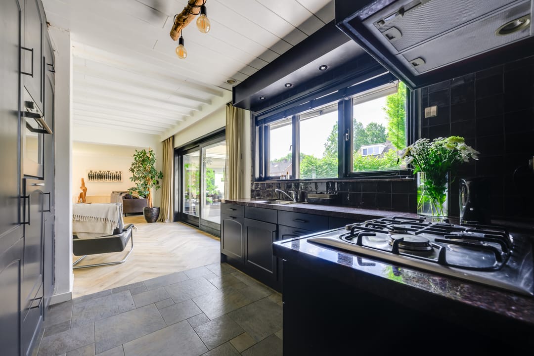 Foto 13 van Oude Bredaseweg 98