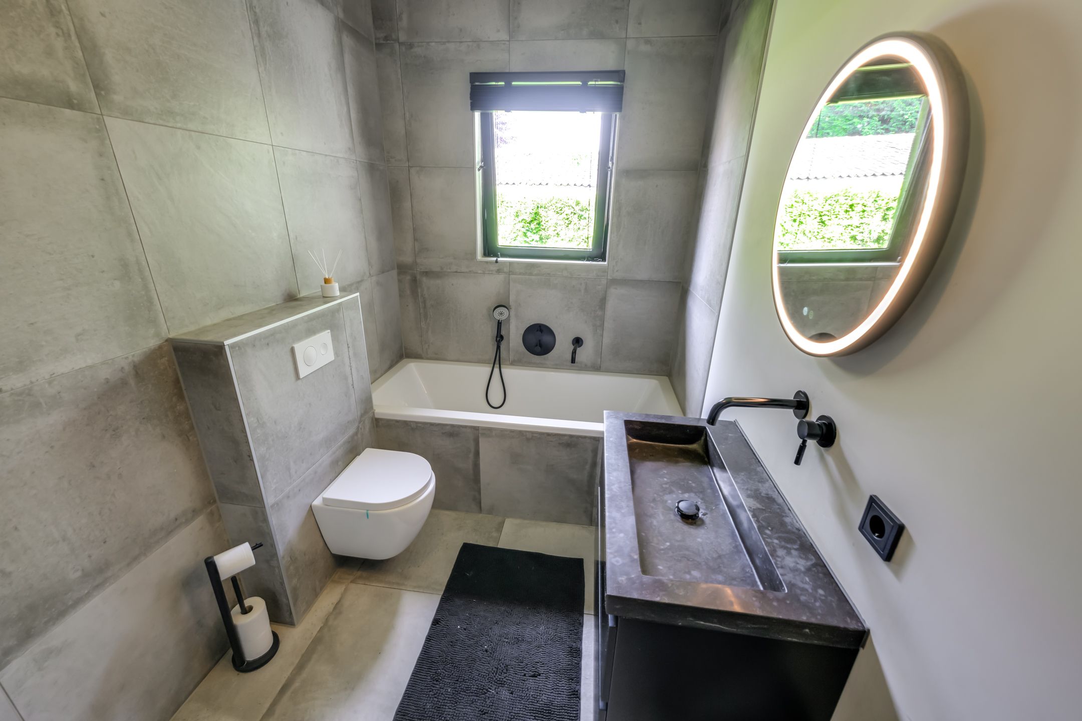 Foto 27 van Oude Bredaseweg 98