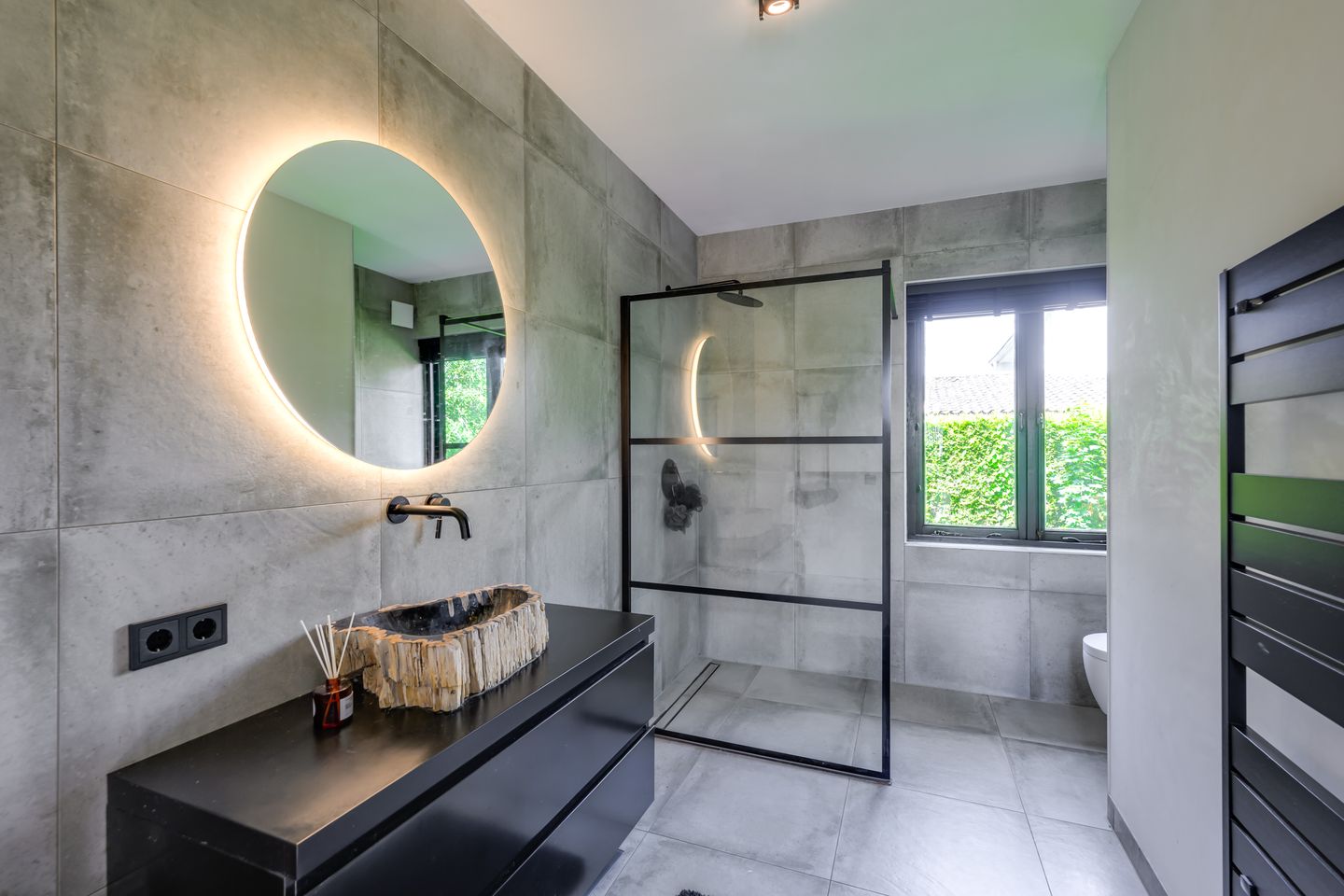 Foto 29 van Oude Bredaseweg 98