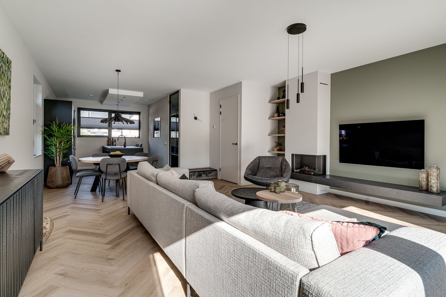 Foto 25 van Zesmorgenstraat 15