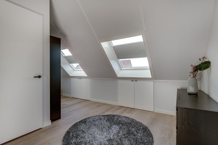 Foto 53 van Zesmorgenstraat 15