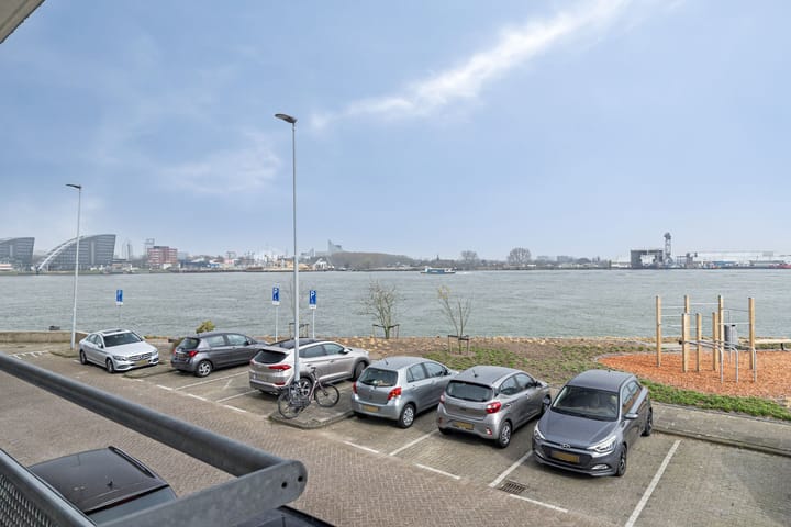 Foto 33 van Spankerstraat 57