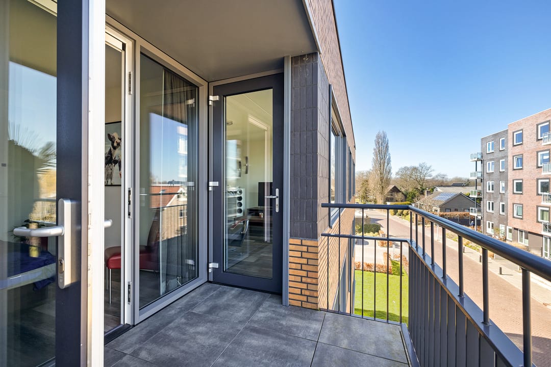 Foto 28 van IJlsterkade 47-207