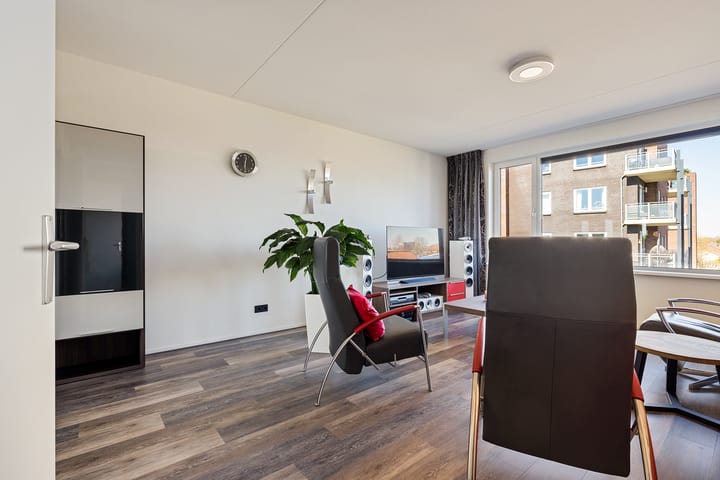 Foto 4 van IJlsterkade 47-207