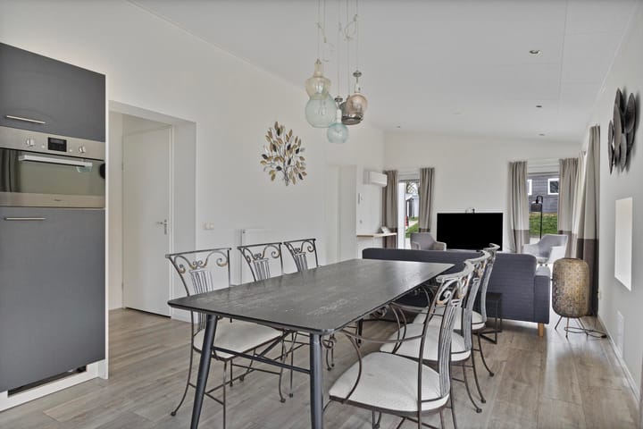 Photo 3 of Gasthuis 3-69