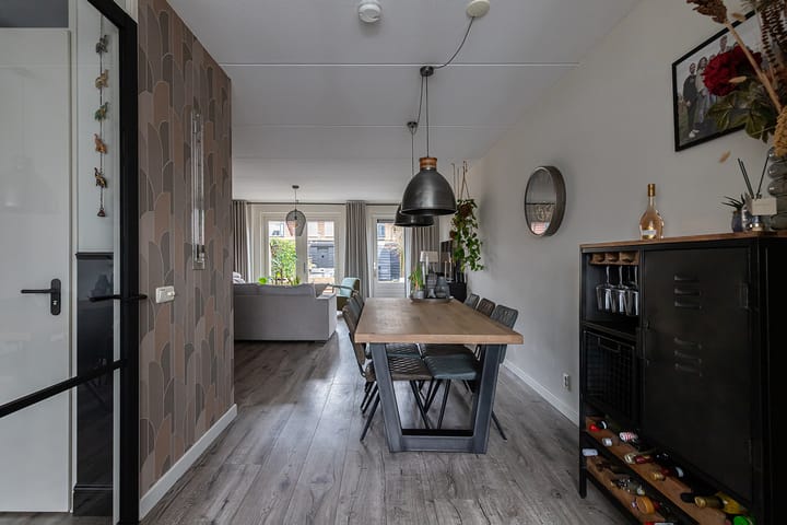 Photo 6 of Ooievaar 118