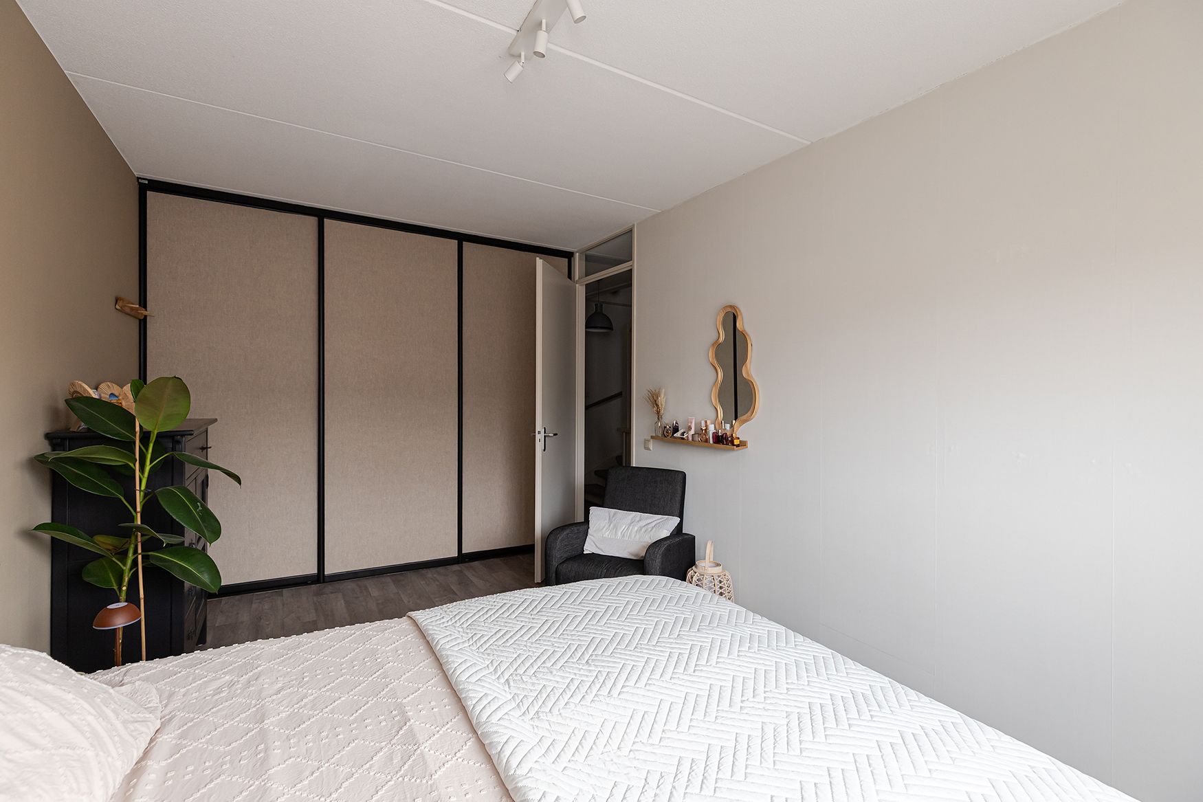 Foto 15 van Ooievaar 118