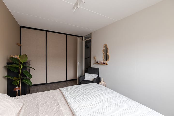 Photo 15 of Ooievaar 118