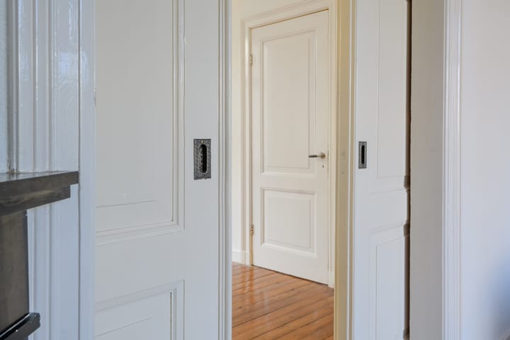 Photo 13 of Evertsenstraat 5