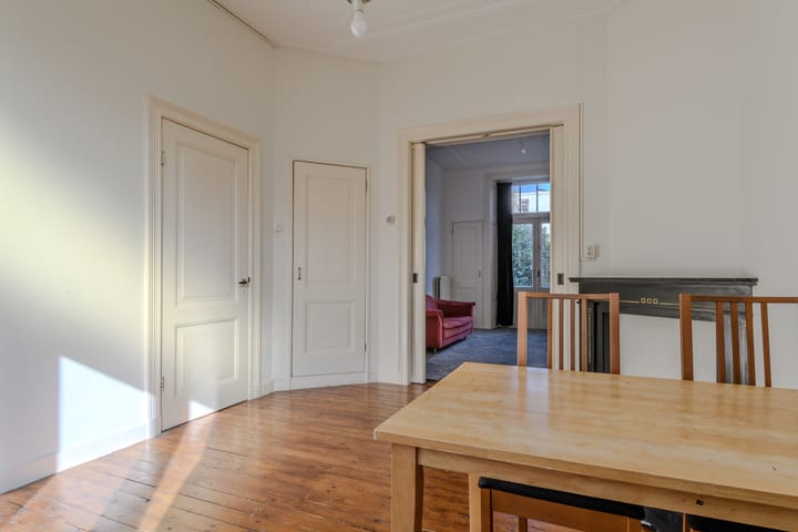 Photo 16 of Evertsenstraat 5