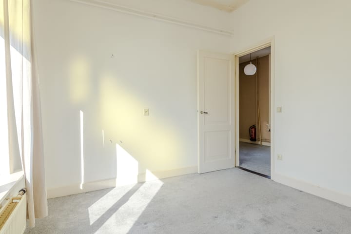 Photo 27 of Evertsenstraat 5