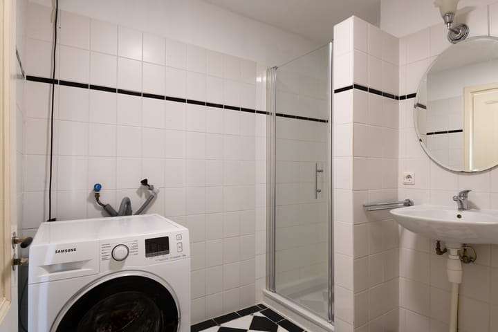 Photo 33 of Evertsenstraat 5