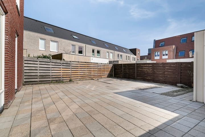 Photo 4 of Toon Dupuisstraat 28