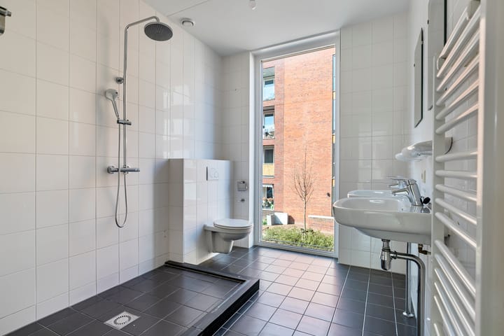 Photo 11 of Toon Dupuisstraat 28