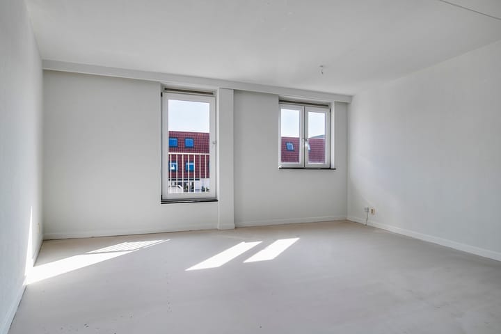 Photo 14 of Toon Dupuisstraat 28