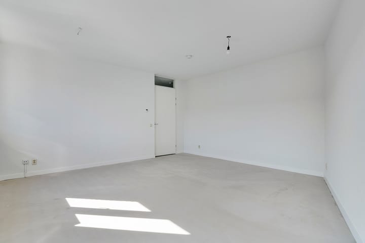 Photo 15 of Toon Dupuisstraat 28