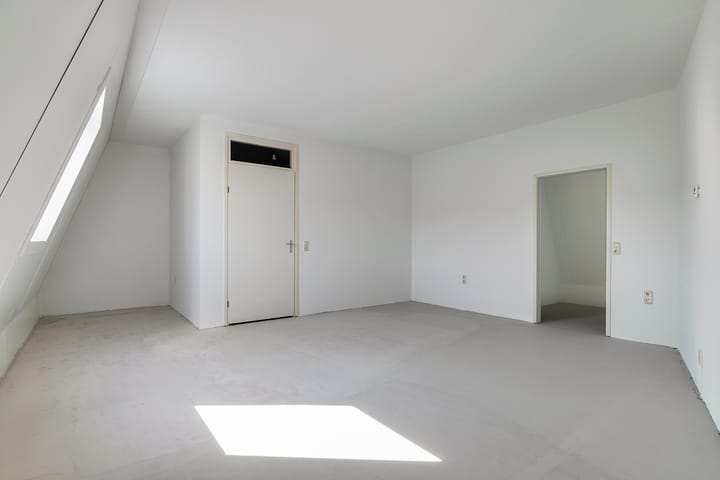 Photo 22 of Toon Dupuisstraat 28