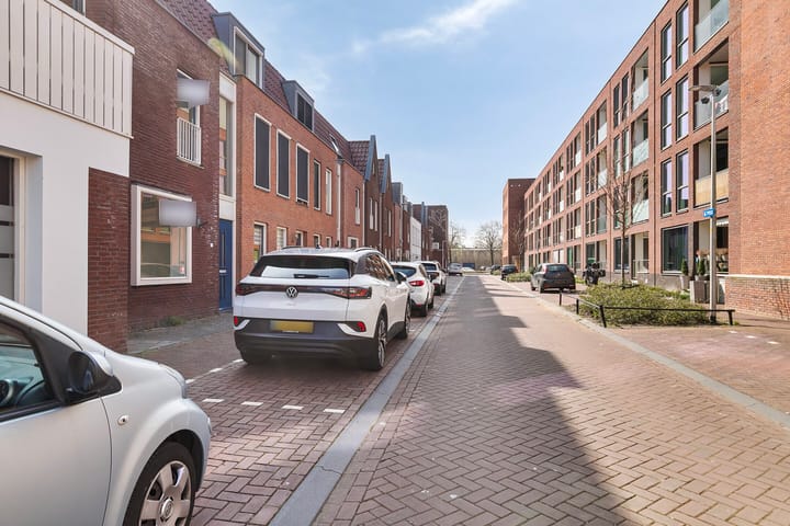 Photo 25 of Toon Dupuisstraat 28