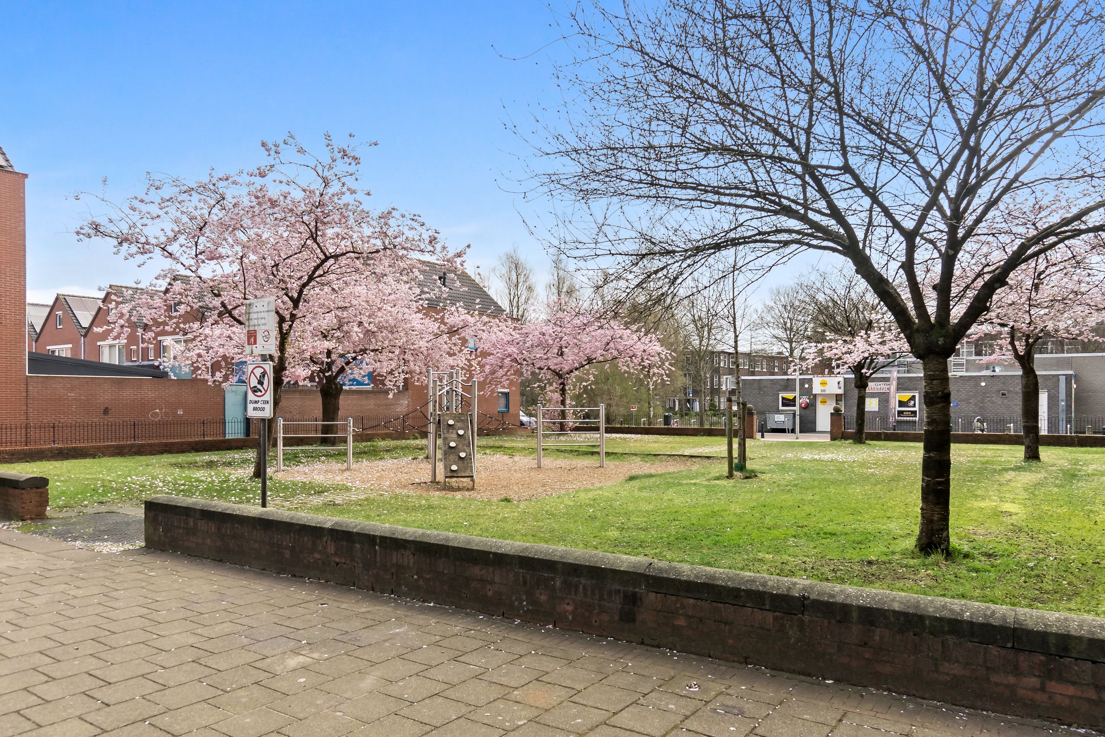 Foto 39 van Van Diesenstraat 135