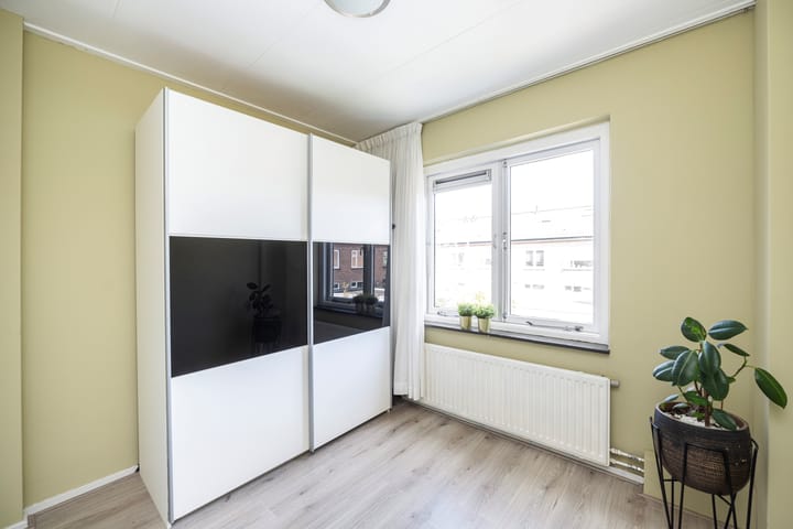 Foto 17 van Frobergerstraat 74