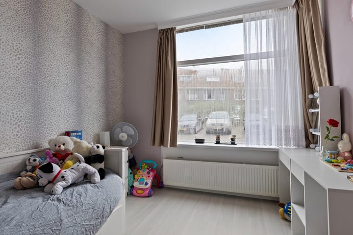 Photo 6 of Röntgenstraat 16-B