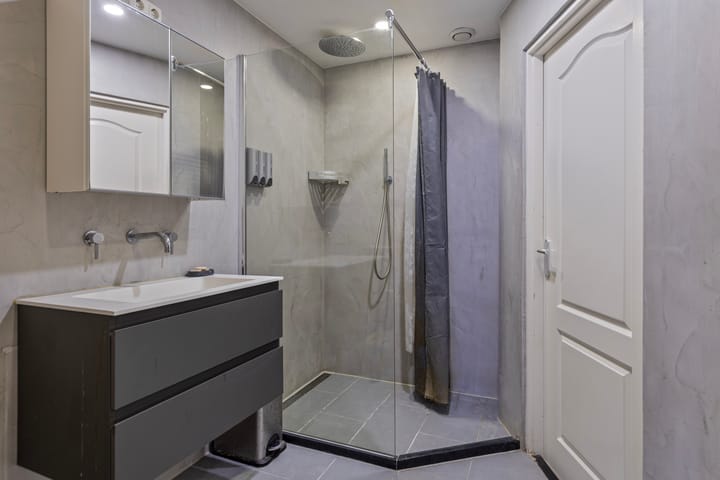 Photo 10 of Röntgenstraat 16-B