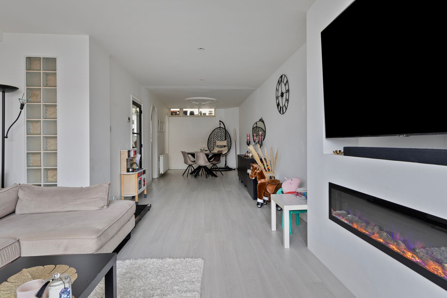 Photo 1 of Röntgenstraat 16-B