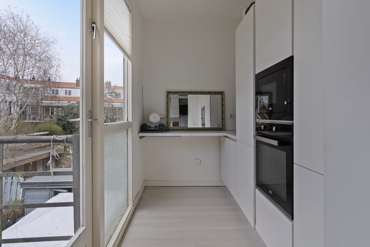 Photo 23 of Röntgenstraat 16-B