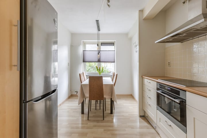 Foto 16 van Brederostraat 19