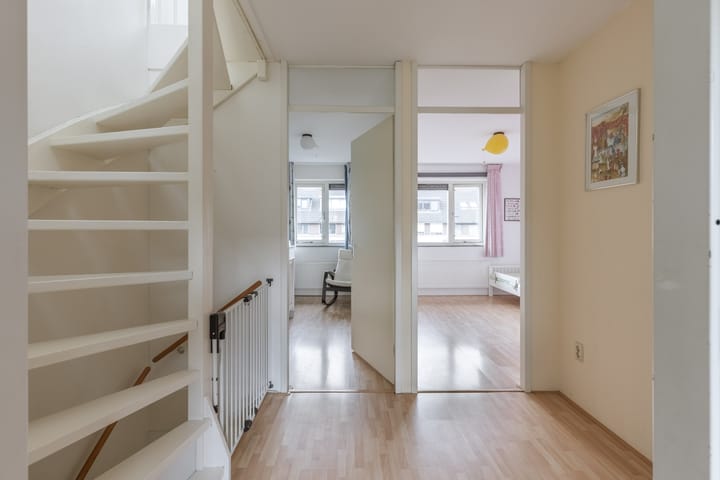 Foto 18 van Brederostraat 19