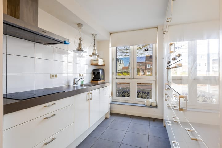 Foto 19 van Hélène Swarthplantsoen 10