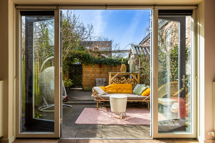 Foto 22 van Hélène Swarthplantsoen 10