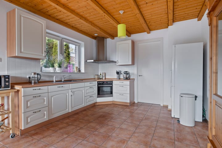 Photo 13 of Refter 4