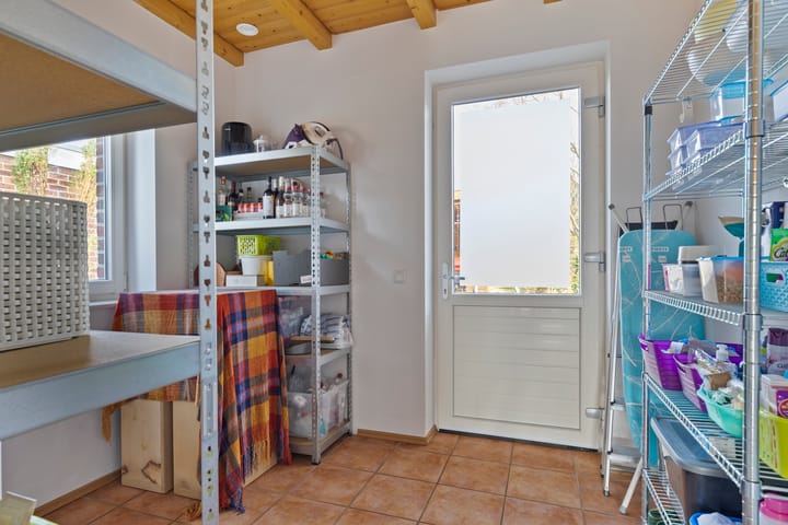 Photo 16 of Refter 4