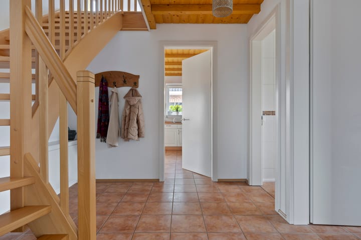 Photo 17 of Refter 4