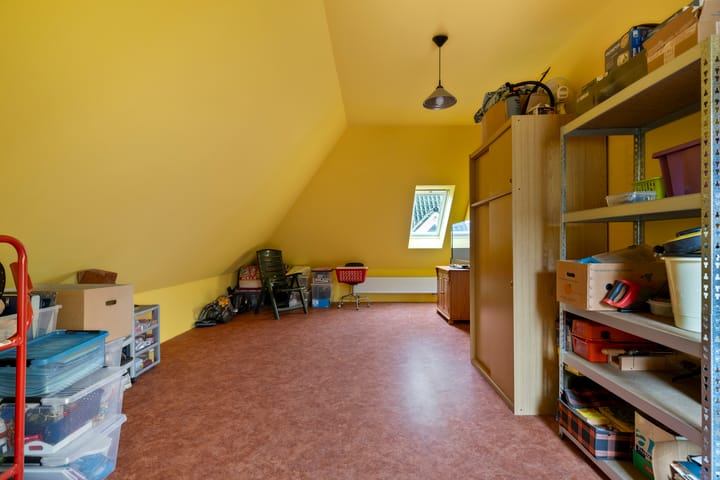 Photo 26 of Refter 4