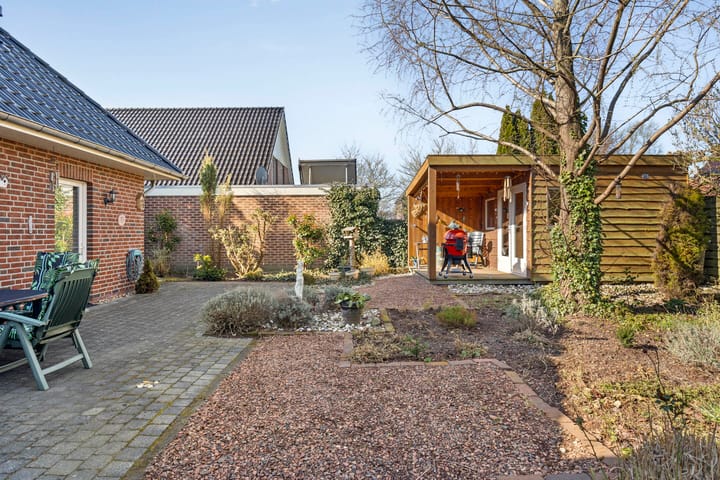 Photo 28 of Refter 4