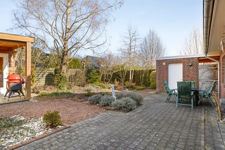 Photo 29 of Refter 4