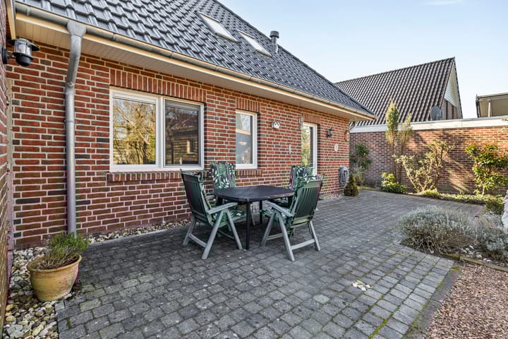 Photo 33 of Refter 4