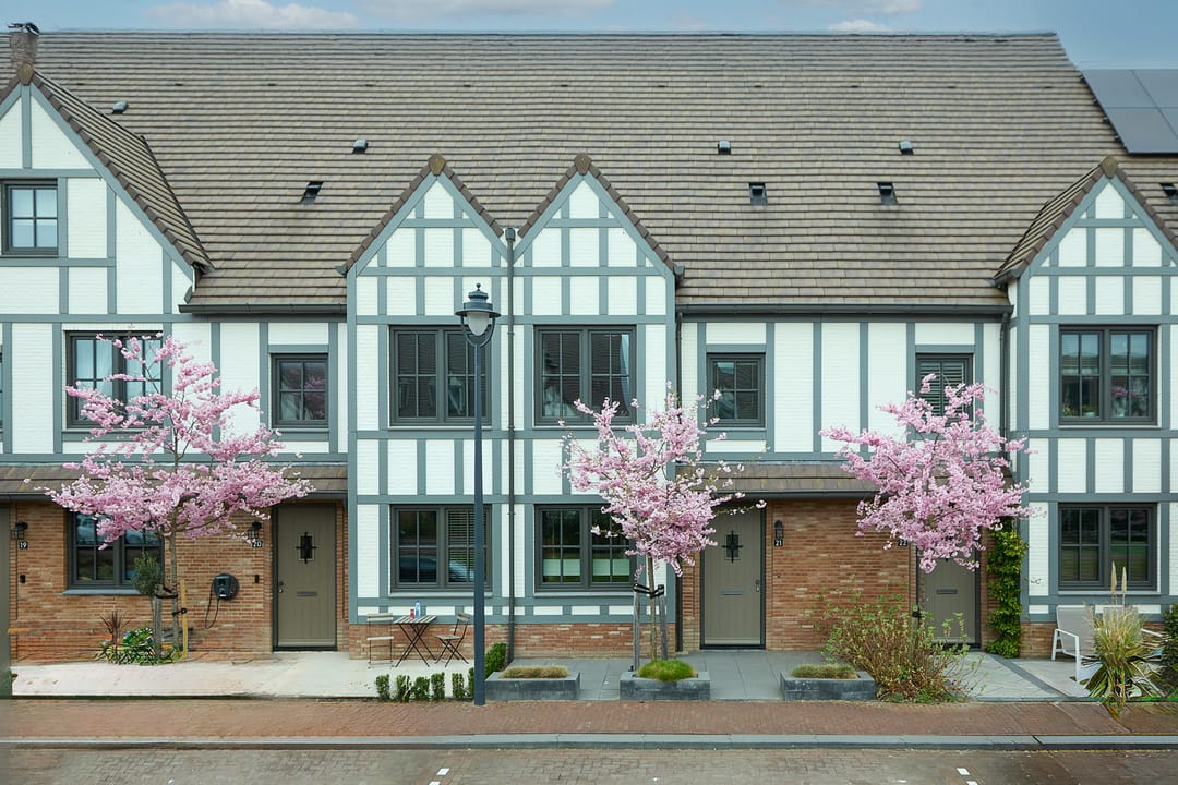 Foto 1 van John Miltonlaan 21